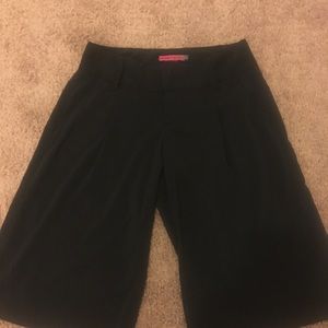 Black Alice + Olivia dress trousers